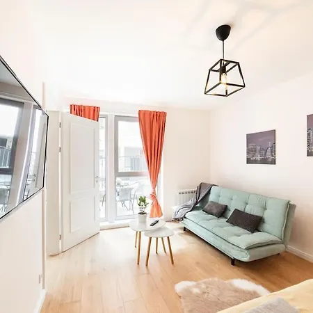 Domino Apartment *
