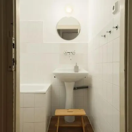 Apartament Artisan & Old-timey 2 Bedrooms *