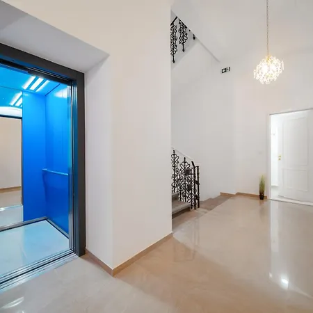 Cavallo Business 2bd * Prague