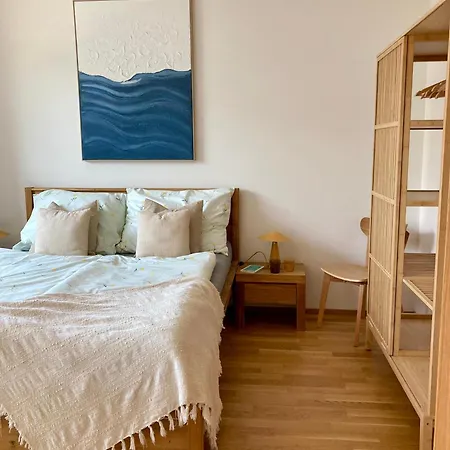 Charming With A Balcony In A Great Location