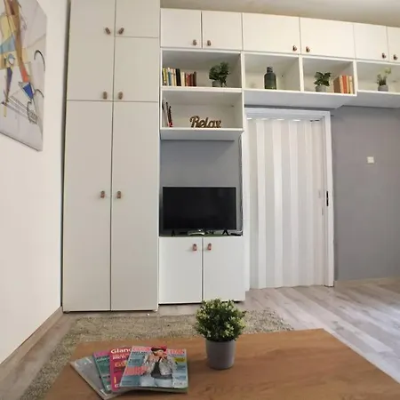 Apartment Stylish Flat In - Vinohrady Prague