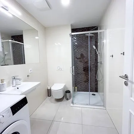Diamond Terrace & Sauna 207