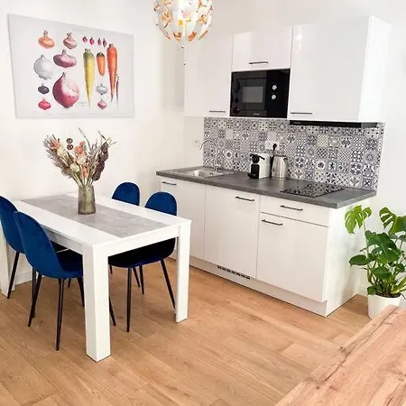 Apartment Diamond Terrace & Sauna 207 *