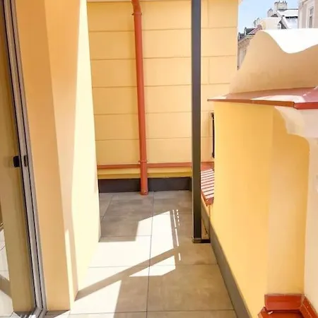 Apartment Diamond Terrace & Sauna 207 Prague