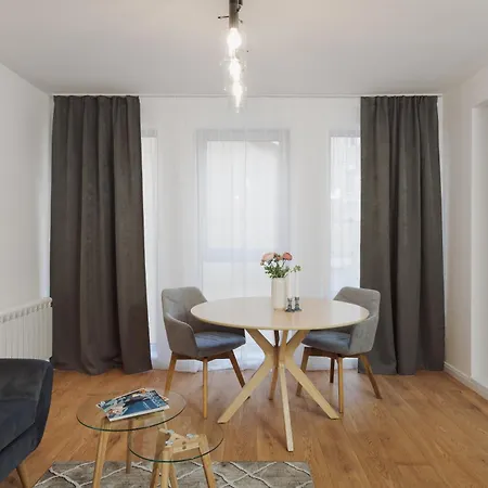 Apartment Granite - Cozy Center With Balcony *