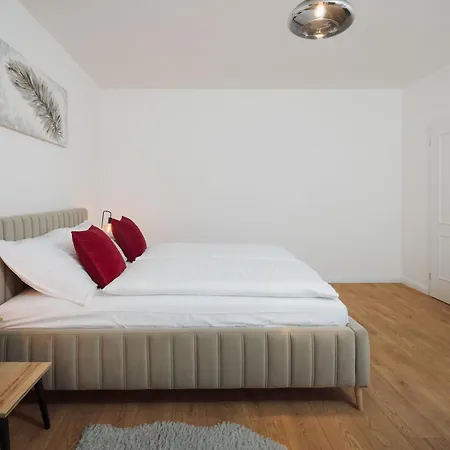 Granite - Cozy Center With Balcony * Prague
