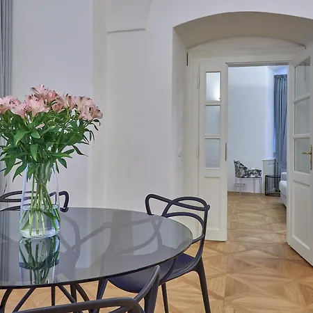 Hotel U 3 Pstrosu Praha