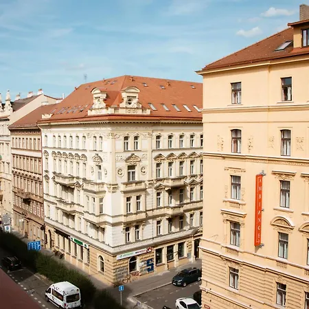 Anastasie Apartment