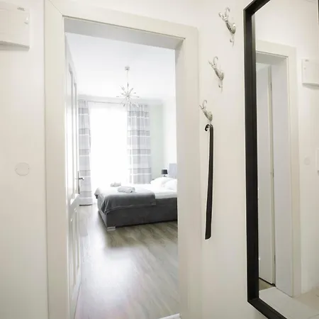 Anastasie Apartment *