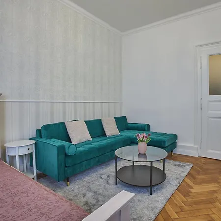 National Theatre Elegance Aparthotel Prague