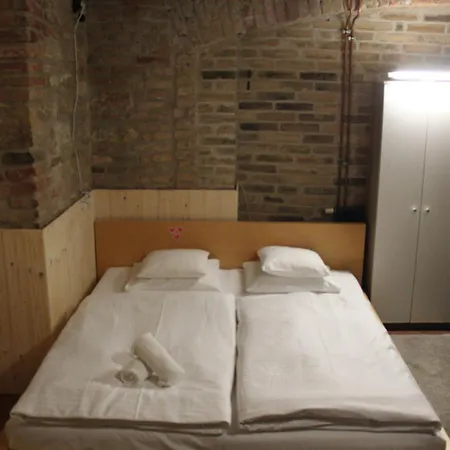 Hostel Alba Prague