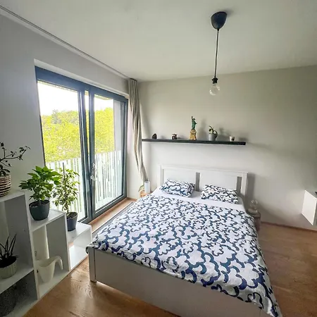 Garden Towers In Center Apartment Prague