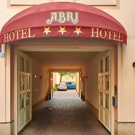 Abri * Prague