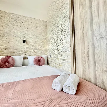 Apartment In The Center On Sokolska Street Prague