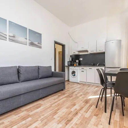 Apartment Crimson Charm Prague