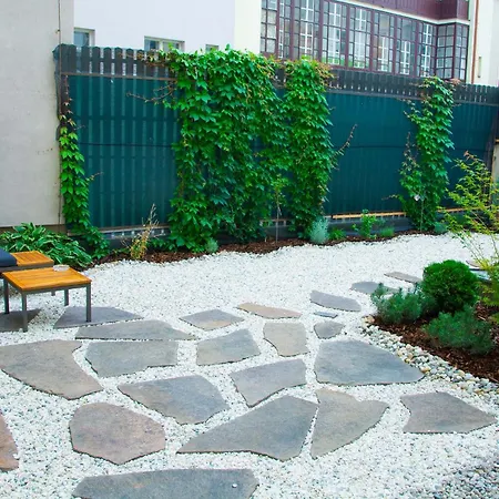 New Centre Garden - Location Apartment *