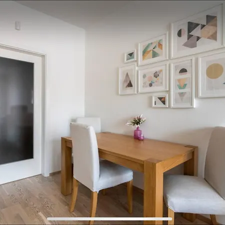 Apartmán Rezidence Garden Towers - S Parkovanim Praha