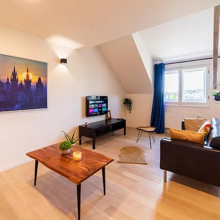 Classy Riverside In The Old Town Of Apartment