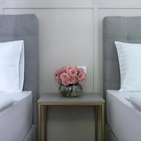 Encore Boutique By Dwellfort 4* Prag