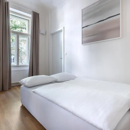 Encore Boutique By Dwellfort Aparthotel