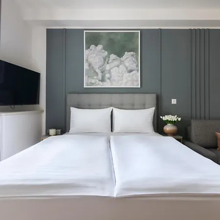 Aparthotel Encore Boutique By Dwellfort 4*