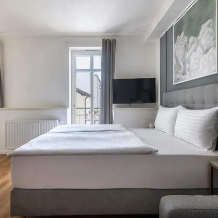 Encore Boutique By Dwellfort 4*
