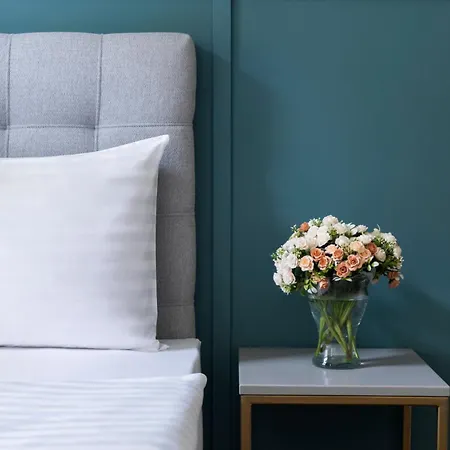 Aparthotel Encore Boutique By Dwellfort 4*