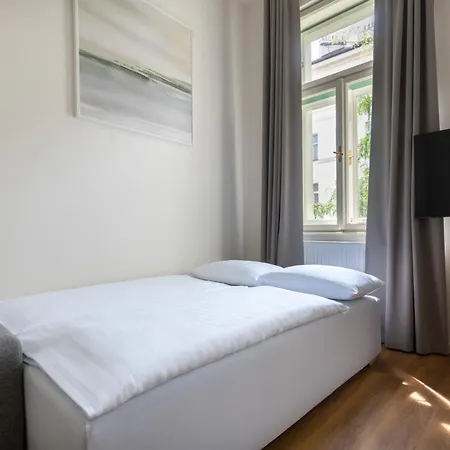 Encore Boutique By Dwellfort Aparthotel