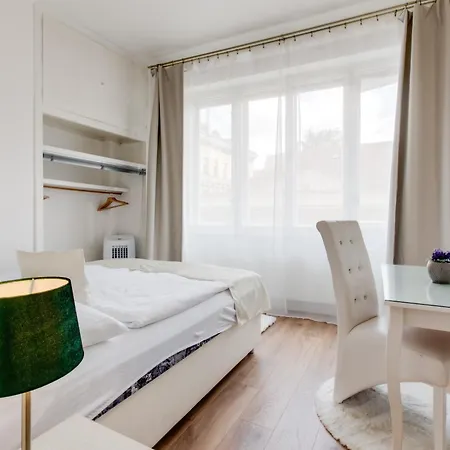 Wenceslas Square Royal Two Bedroom * Prague