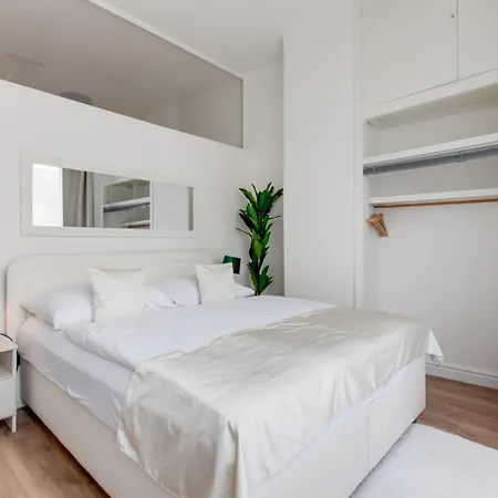 Apartment Wenceslas Square Royal Two Bedroom Prague