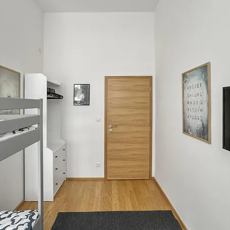 Nebesky Apartment *