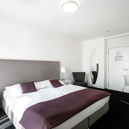 My Apollon 3* Prague