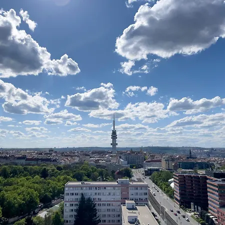 Duke's Panorama Apartment Prag