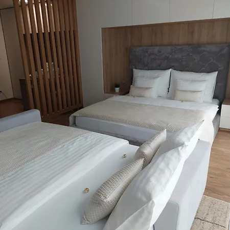 Apartment Luxury & Air-conditioned Osko Near The Center *