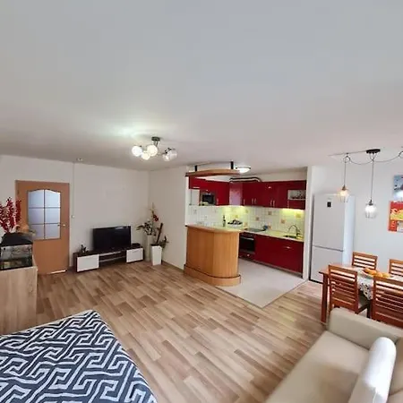 Linhs Place