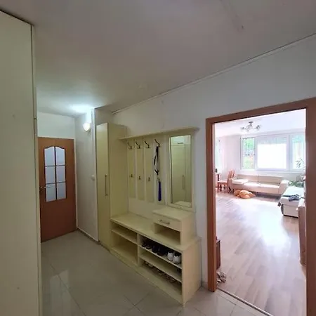 Linhs Place * Prague
