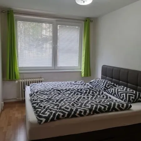 Linhs Place Praha