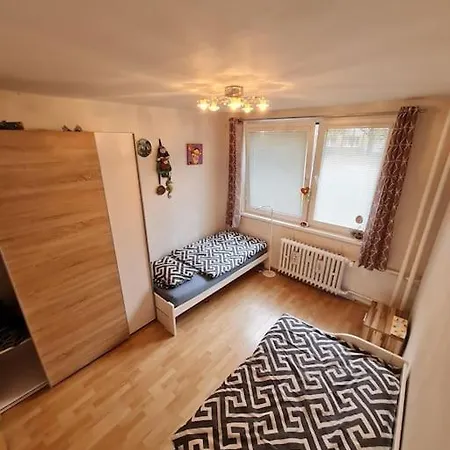 Linhs Place *