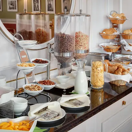 Savoy Hotel
