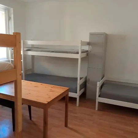 Hostel Klamovka *