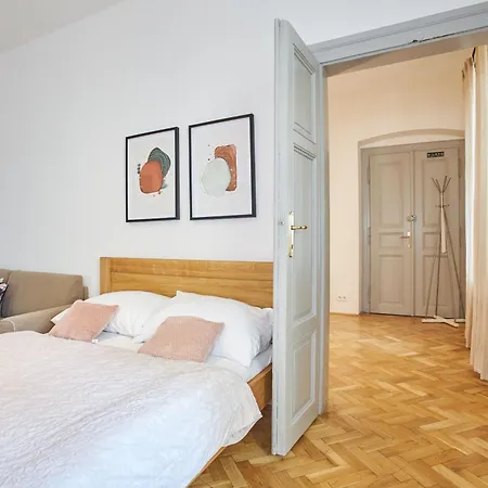 Wenceslas Square Aparthotel Prag