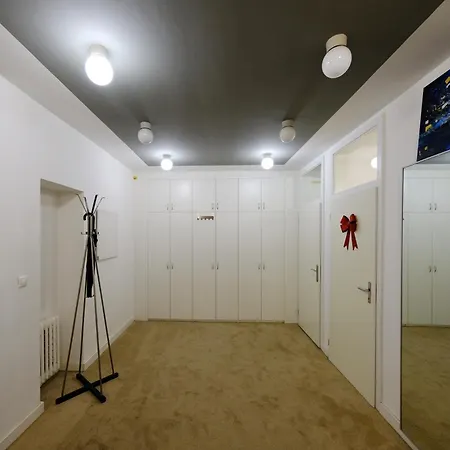 Vida Prostorny 220 M2 3br S Krbem A Zahradou, Idealni Pro Rodiny * Prague