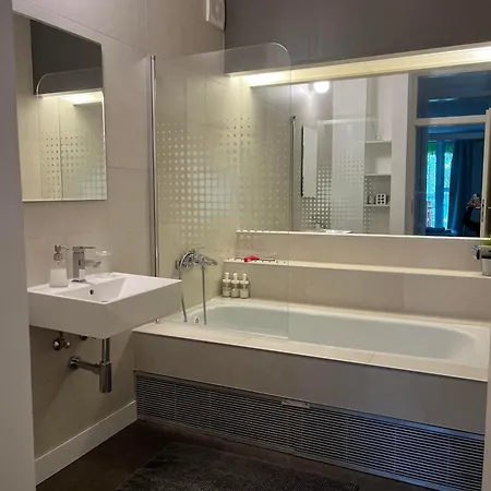 Vida Prostorny 220 M2 3br S Krbem A Zahradou, Idealni Pro Rodiny *