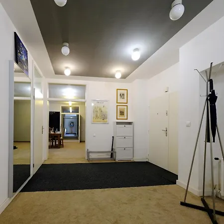 Vida Prostorny 220 M2 3br S Krbem A Zahradou, Idealni Pro Rodiny * Prague