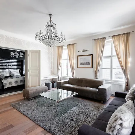 Royal Vysehrad Apartment