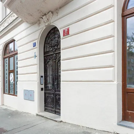 Blueground 10 Renovated Furnished Prg-17 Prague
