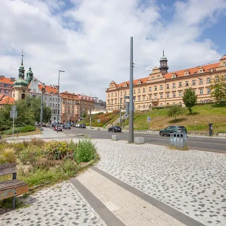 Blueground 10 Renovated Furnished Prg-17 * Prague