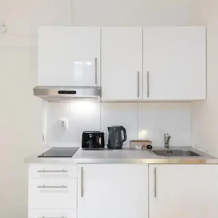 Romantic Old Town Apartment