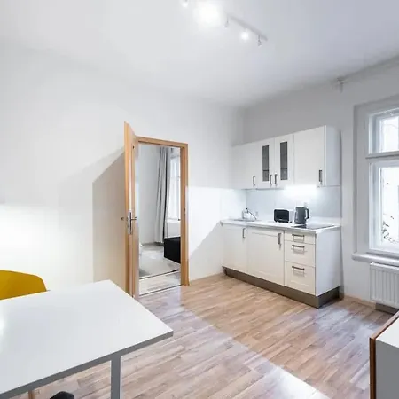 Apartment Neat Cozy Old Town Retreat W Queen Bed *