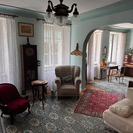 Apartment Authentic Old Town In The Historic Heart Of